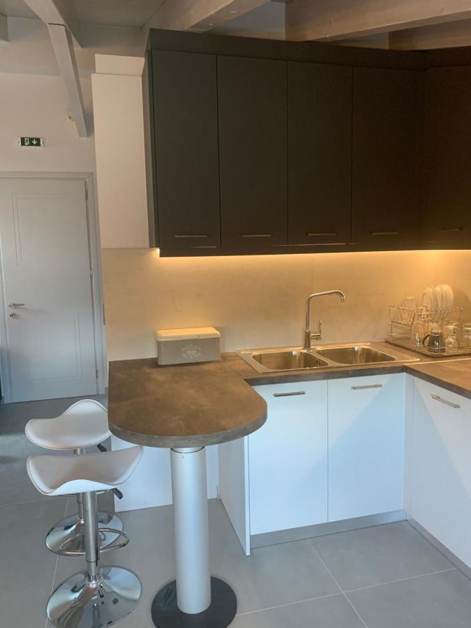 Terpsichore Boutique Bright New Sofita Studios And Appartment Дасия Екстериор снимка